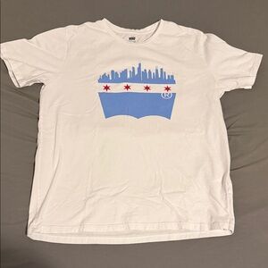 Levi’s Graphic Tee with Blue Chicago Skyline and Red Stars